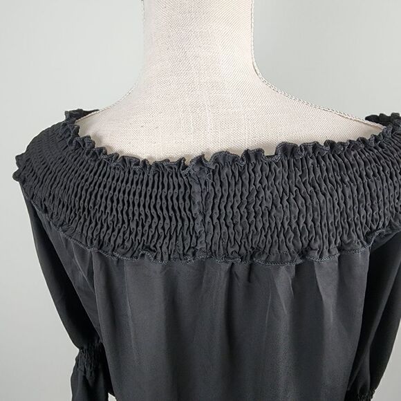 BLOOMING JELLY TOP WITH SMOCKING ACROSS TOP FOR VERSATILE STYLING SIZE SMALL - Picture 6 of 8